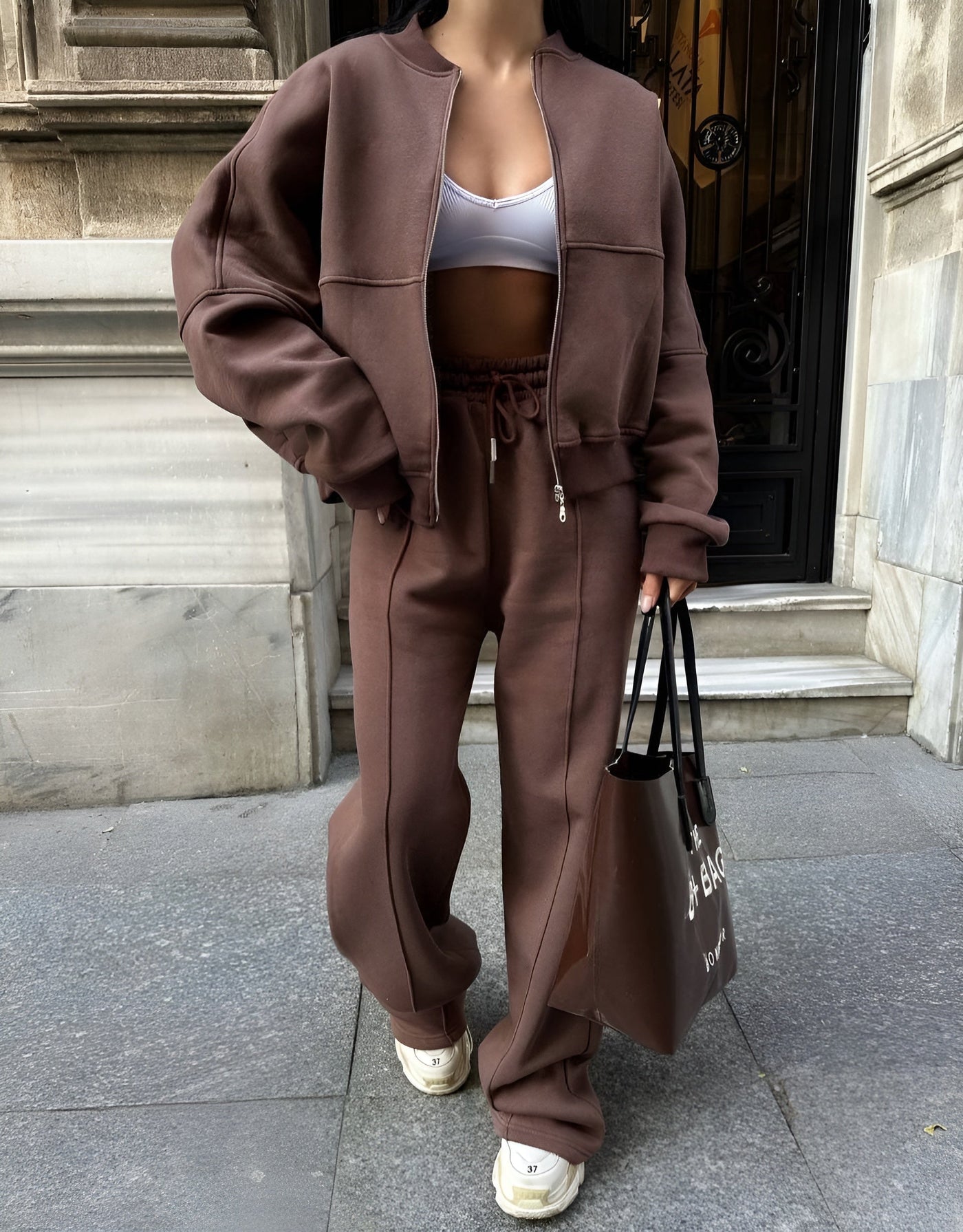 NOVEL | Trendy Tracksuit