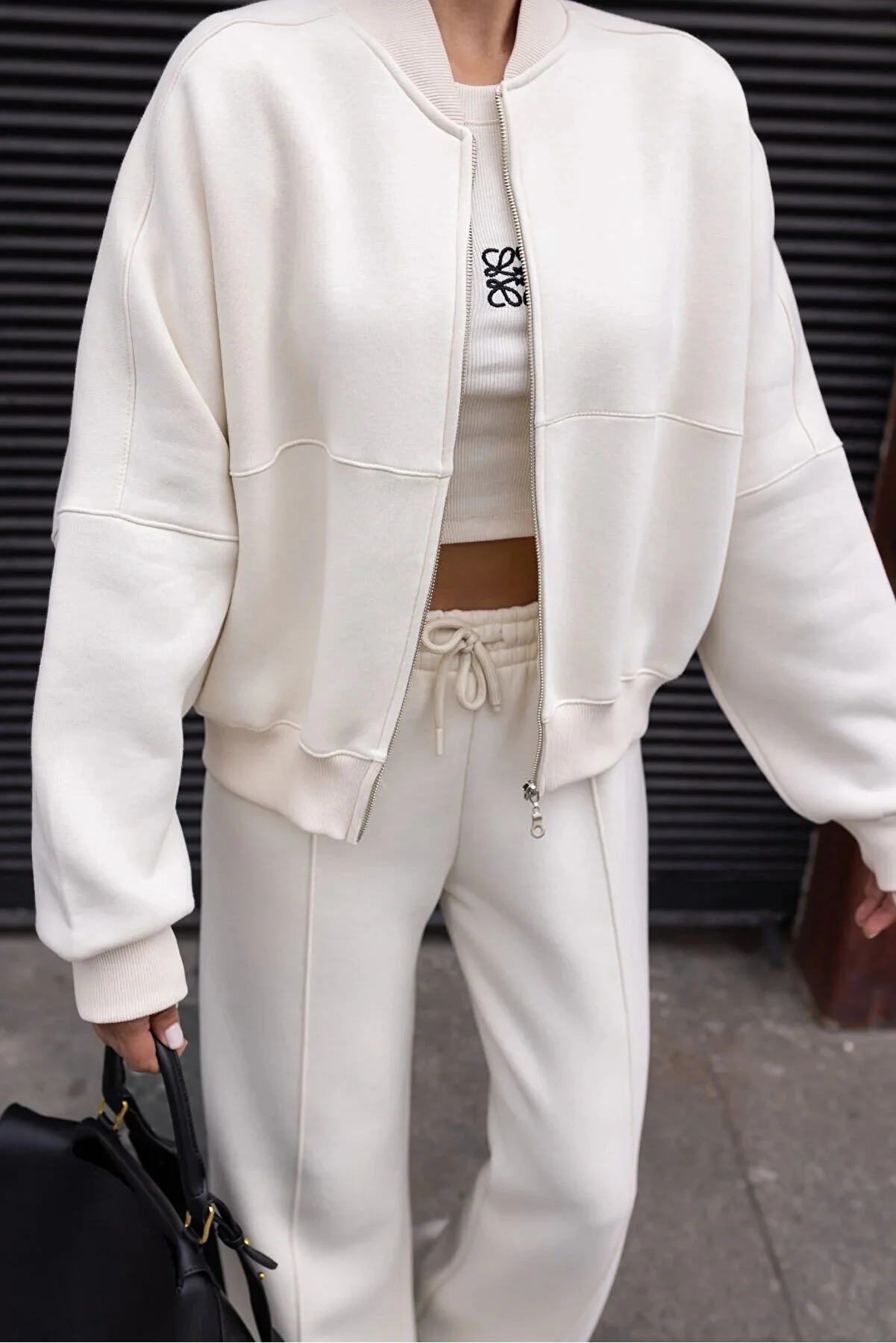 NOVEL | Trendy Tracksuit